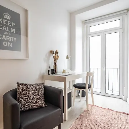Apartment Akicity Campolide Groovy Lisbon